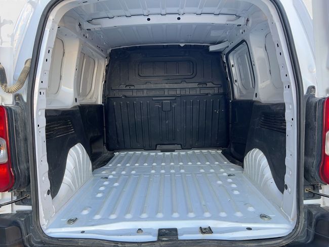 Opel Combo Cargo 1.5 100HP S&S MT E6 3 PUERTAS - Foto 5