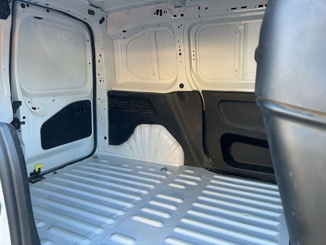 Opel Combo Cargo 1.5 100HP S&S MT E6 3 PUERTAS - Foto 7