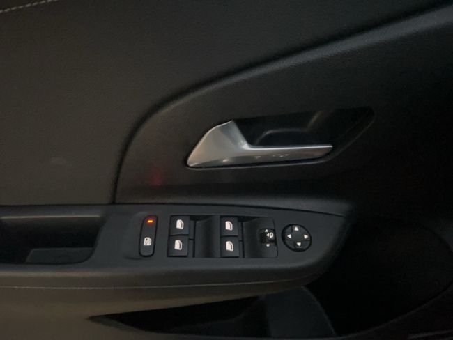 Opel Corsa 1.2T XHLHybrid 81kW GS eDCT - Foto 11
