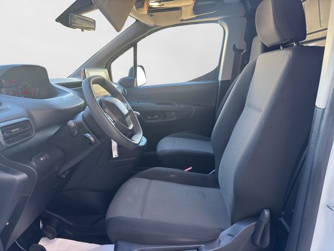 Peugeot Partner Furgón Premium Standard 600kg BlueHDi 73kW - Foto 9