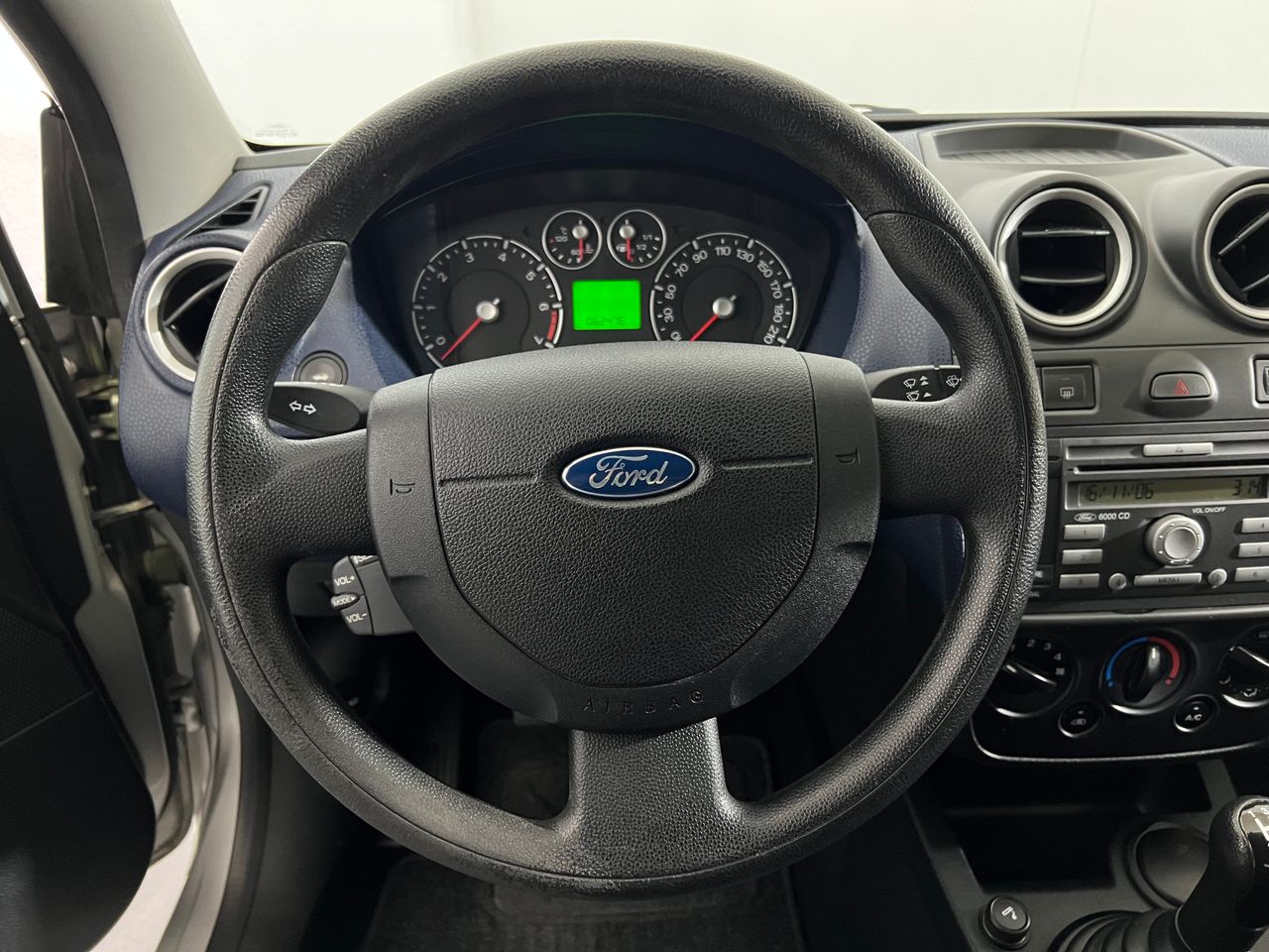 Ford Fiesta 3 PUERTAS AMBIENTE 