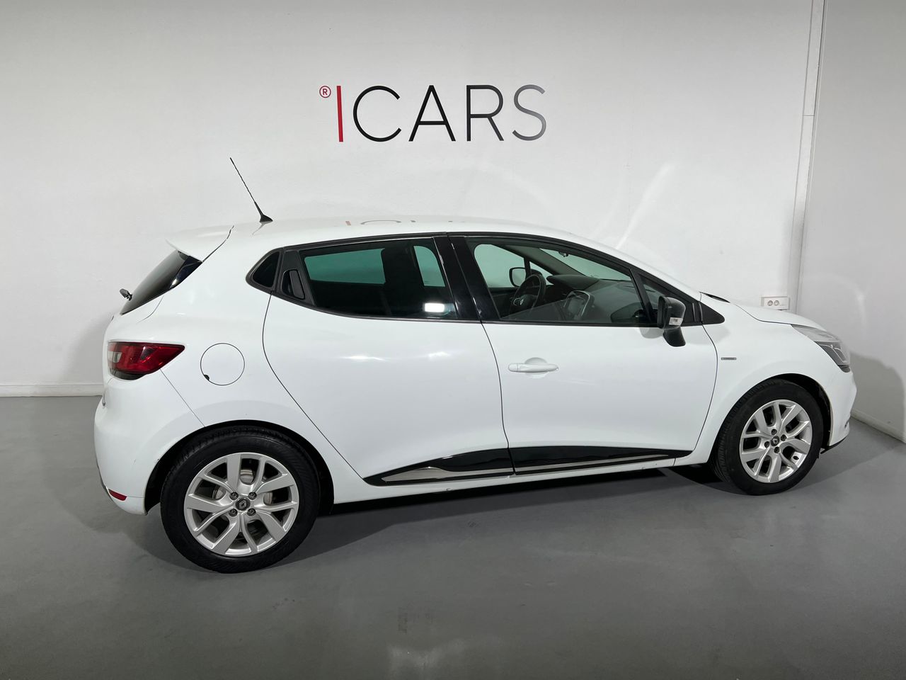 Renault Clio LIMITED 