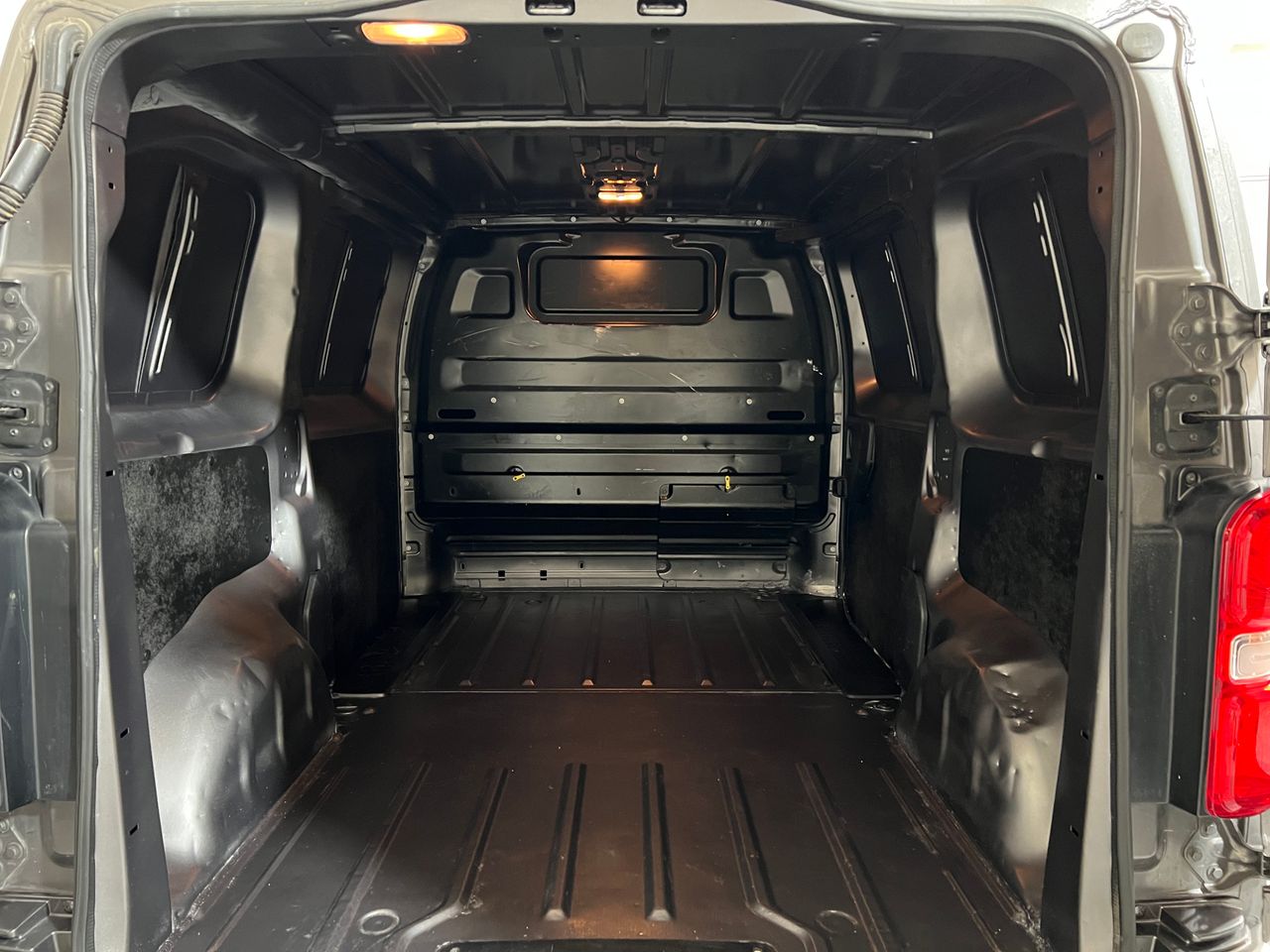 Peugeot Expert 2.0 BLUE HDI PREMIUM L2 