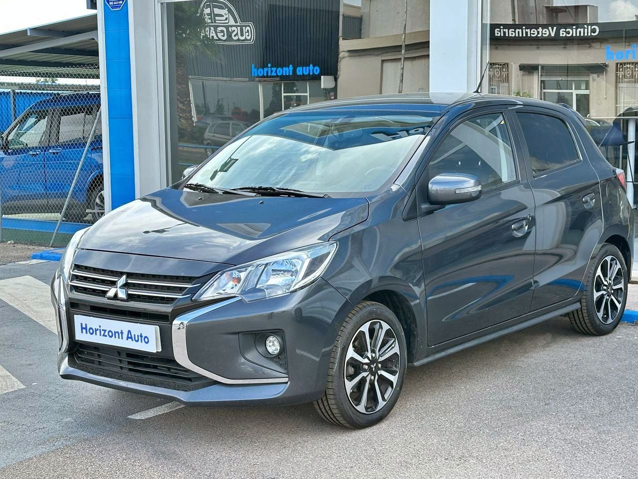 mitsubishi space star 2023 / foto grande (3)