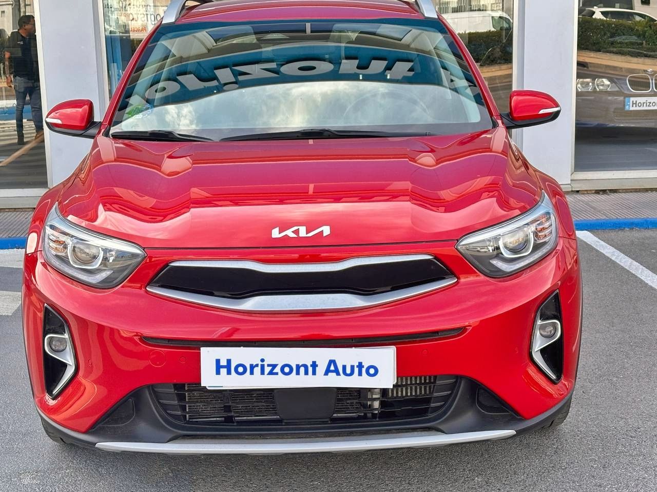 kia stonic 2022 / foto grande (2)