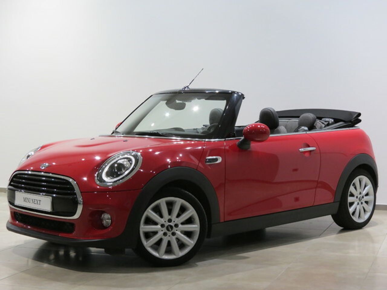 Neumaticos ruedas seminuevas  de segunda mano - mini cabrio 2018 /