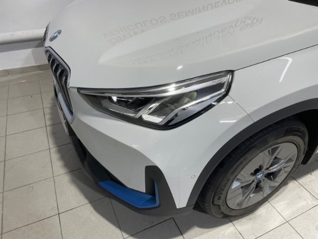 BMW iX1 xdrive30 230 kw (313 cv)