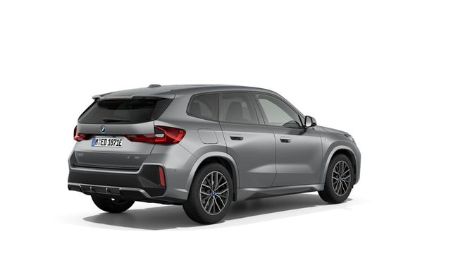 BMW iX1 xDrive30