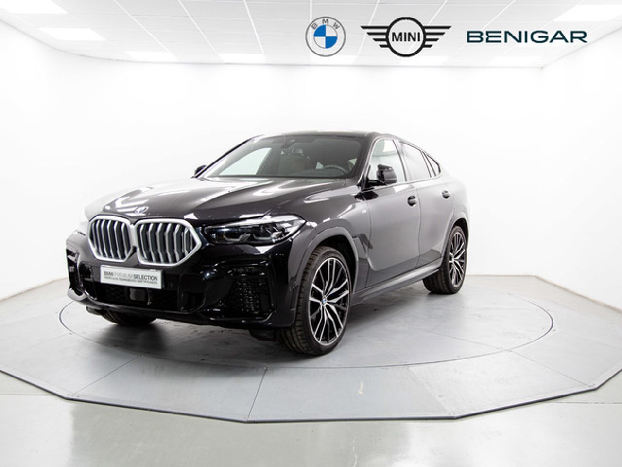bmw x6 2021 /