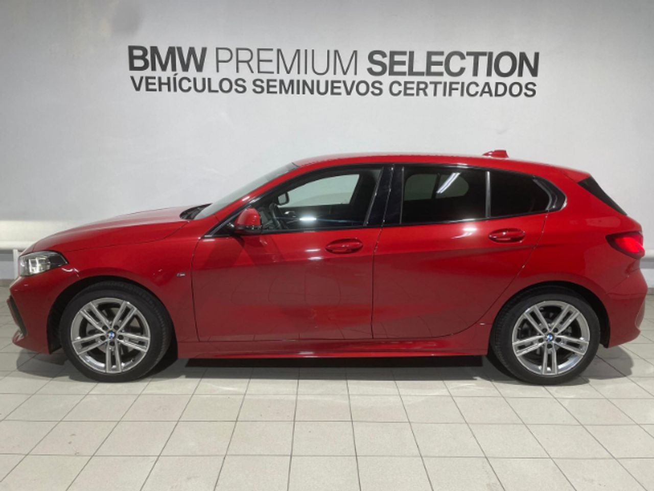 bmw serie 1 2024 / foto grande (3)