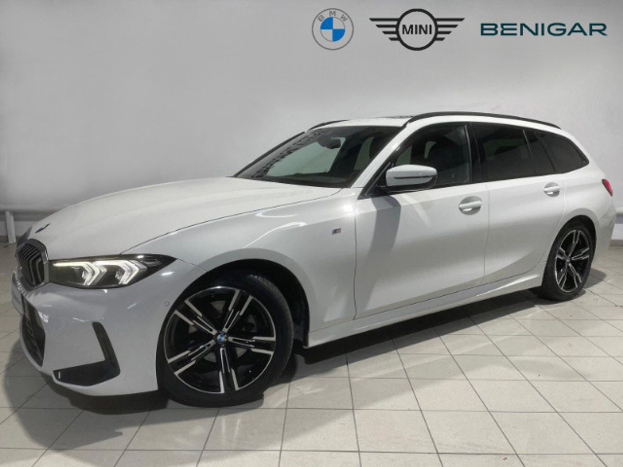 Foto bmw serie 3 2024 /