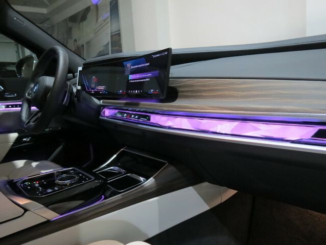 BMW Serie 7 750e xdrive 360 kw (489 cv)