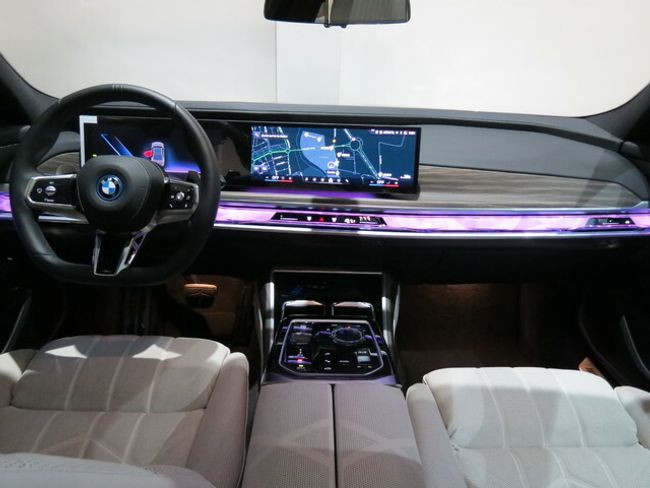 BMW Serie 7 750e xdrive 360 kw (489 cv)