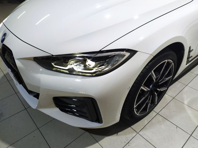 BMW i4 edrive40 250 kw (340 cv)