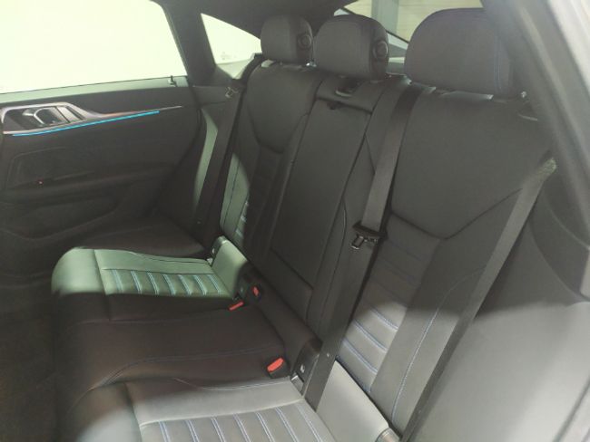 BMW i4 edrive40 250 kw (340 cv)