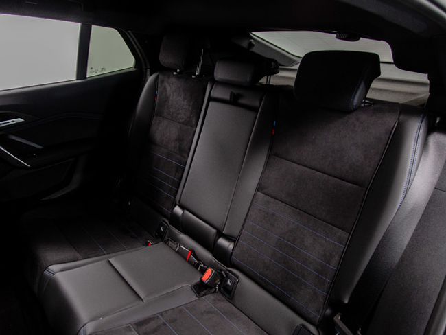 BMW iX2 edrive20 150 kw (204 cv)