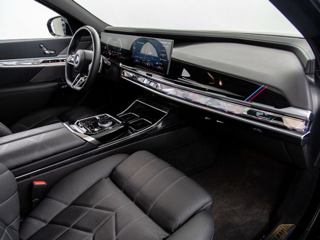 BMW Serie 7 740d xdrive 220 kw (299 cv)