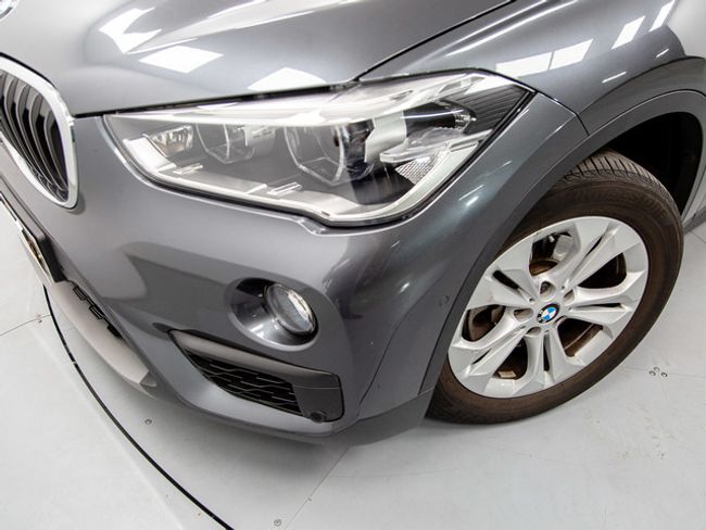 BMW X1 sdrive18i 103 kw (140 cv)