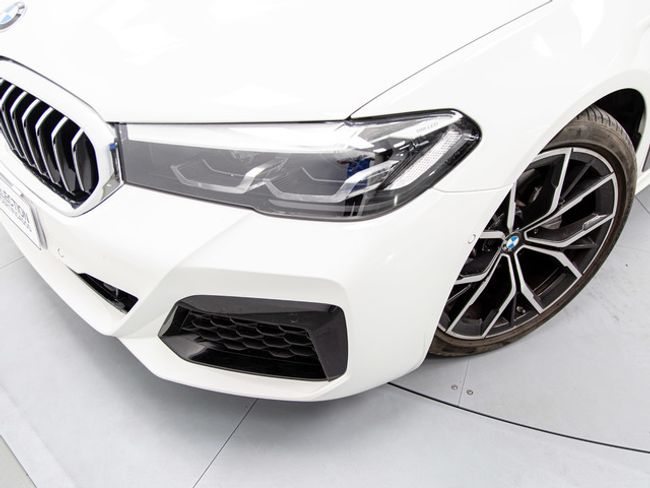 BMW Serie 5 520i 135 kw (184 cv)
