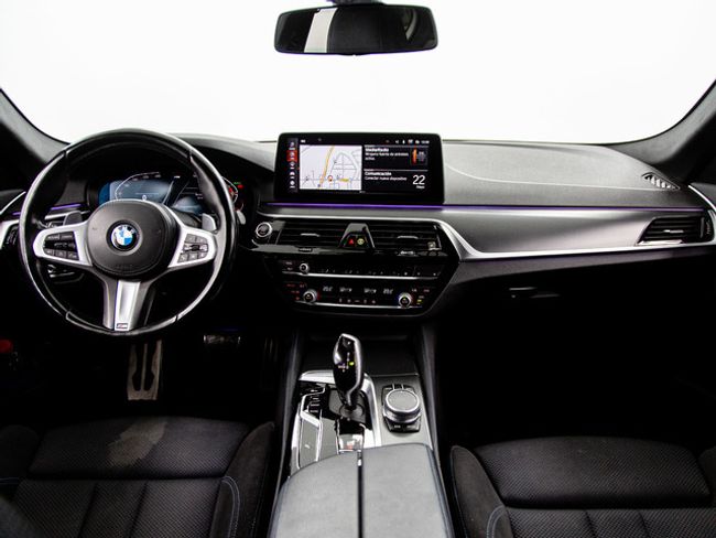 BMW Serie 5 520i 135 kw (184 cv)