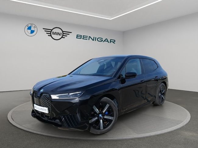 BMW iX xdrive40 240 kw (326 cv)
