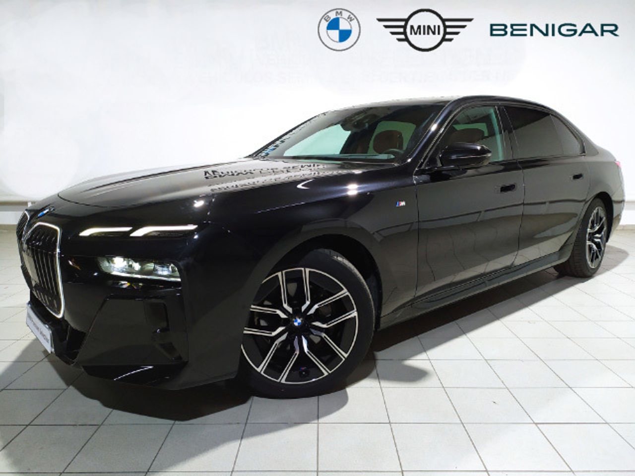Foto bmw serie 7 2024 /