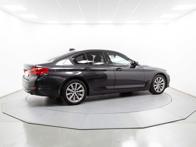 BMW Serie 5 520i 135 kw (184 cv)