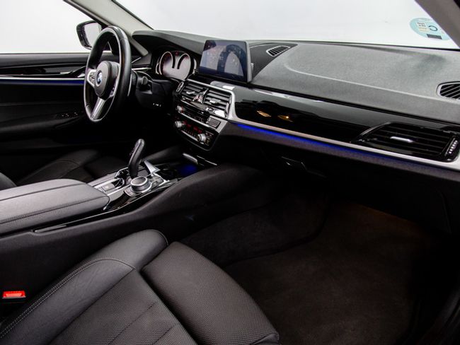 BMW Serie 5 520i 135 kw (184 cv)