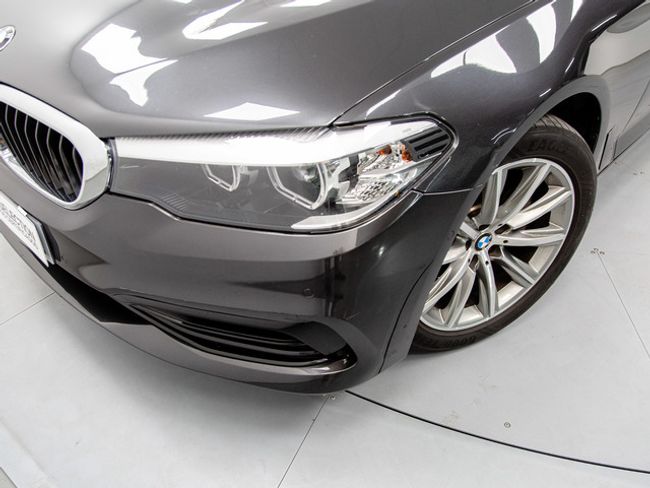 BMW Serie 5 520i 135 kw (184 cv)