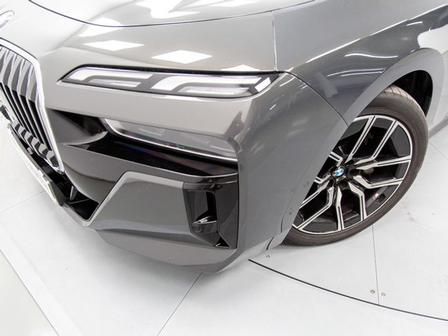 BMW Serie 7 740d xdrive 220 kw (299 cv)