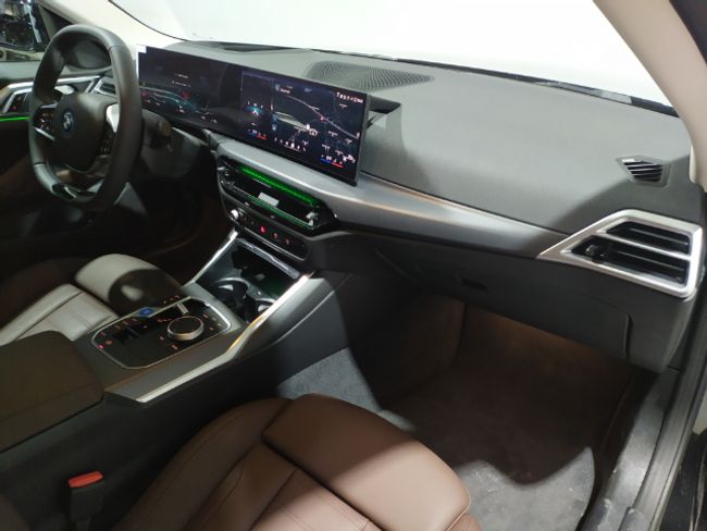 BMW i4 edrive40 250 kw (340 cv)