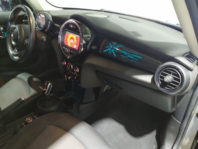 MINI Cooper  100 kw (136 cv)