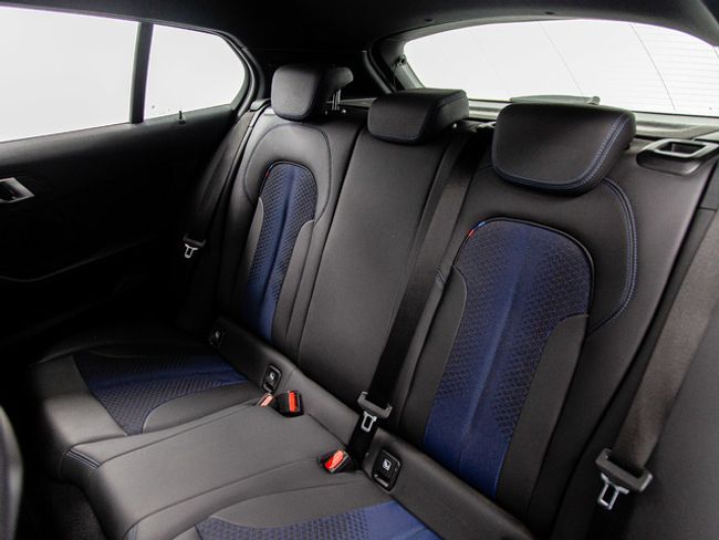 BMW Serie 1 118d business 110 kw (150 cv)