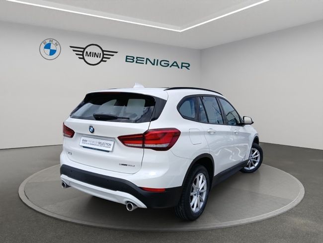BMW X1 sdrive18d business 110 kw (150 cv)
