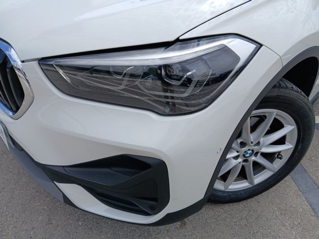 BMW X1 sdrive18d business 110 kw (150 cv)