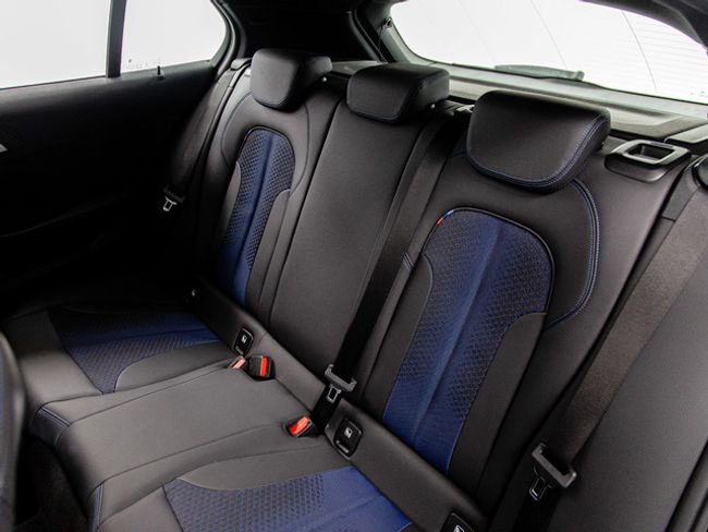 BMW Serie 1 118d business 110 kw (150 cv)
