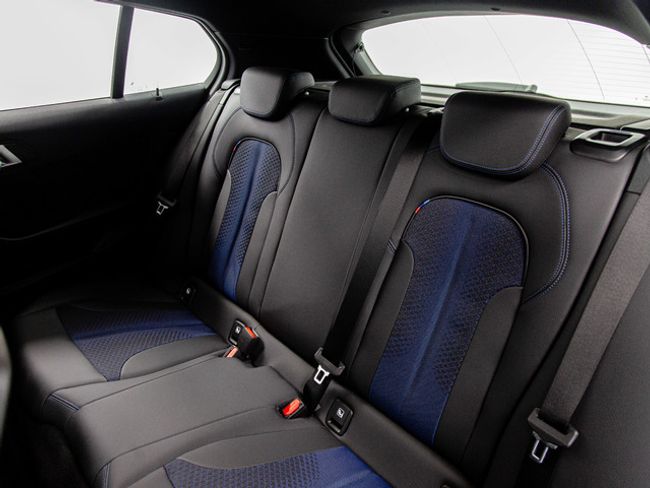 BMW Serie 1 118d business 110 kw (150 cv)