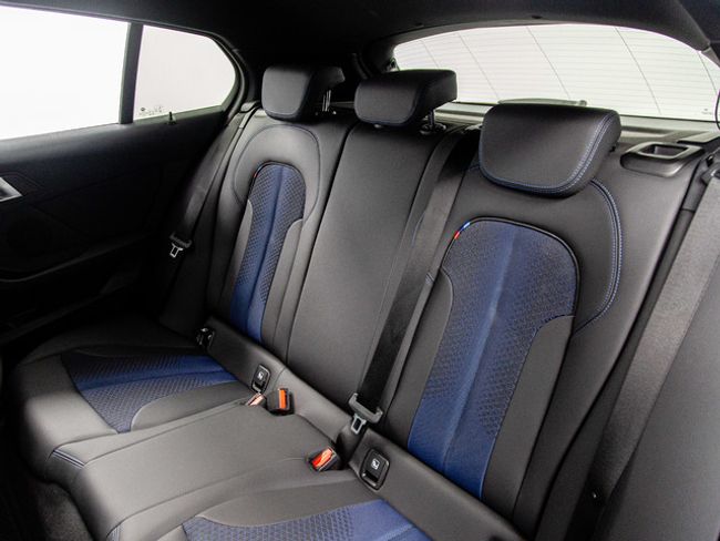 BMW Serie 1 118d business 110 kw (150 cv)