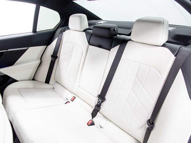BMW Serie 5 530e 220 kw (299 cv)