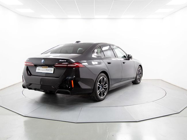BMW Serie 5 530e 220 kw (299 cv)
