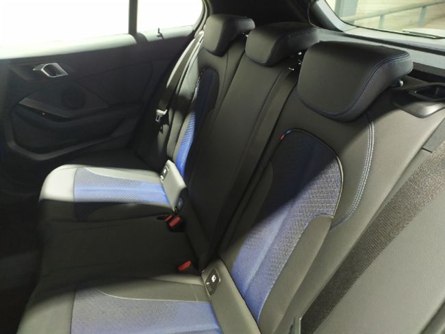 BMW Serie 1 118d business 110 kw (150 cv)