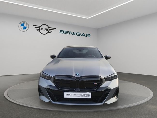 BMW i5 m60 xdrive 442 kw (601 cv)