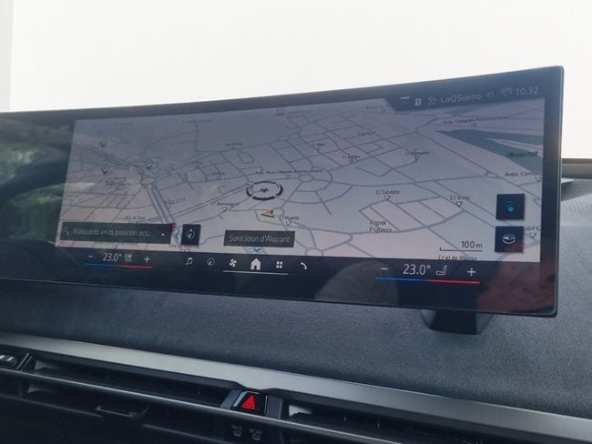 BMW iX xdrive45 300 kw (408 cv)