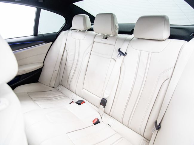 BMW Serie 5 520d xdrive 140 kw (190 cv)