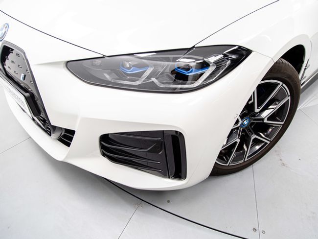 BMW i4 edrive40 250 kw (340 cv)