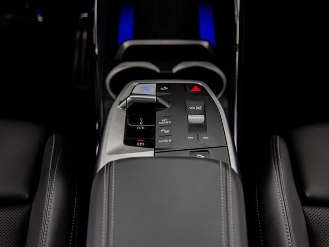 BMW iX1 edrive20 150 kw (204 cv)