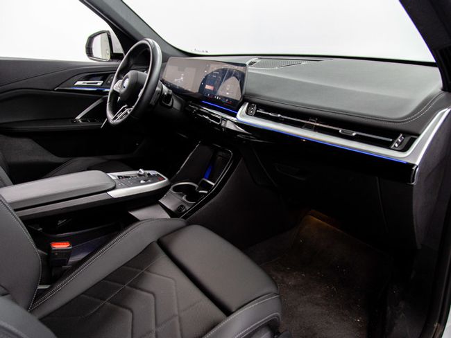 BMW iX1 edrive20 150 kw (204 cv)