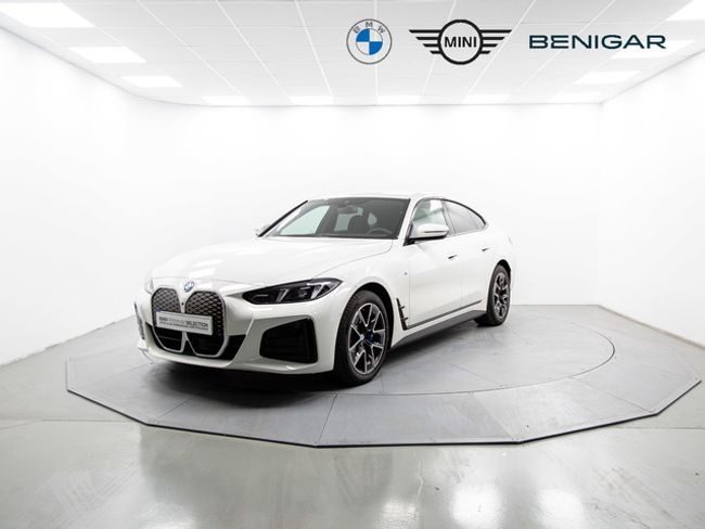BMW i4 edrive40 250 kw (340 cv)