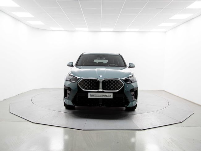 BMW iX2 edrive20 150 kw (204 cv)