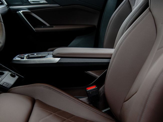 BMW iX2 edrive20 150 kw (204 cv)